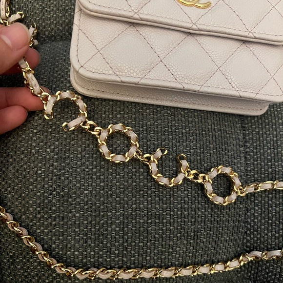 Chanel 21B Light Purple Mini Coco Chain clutch - Picture 10 of 13